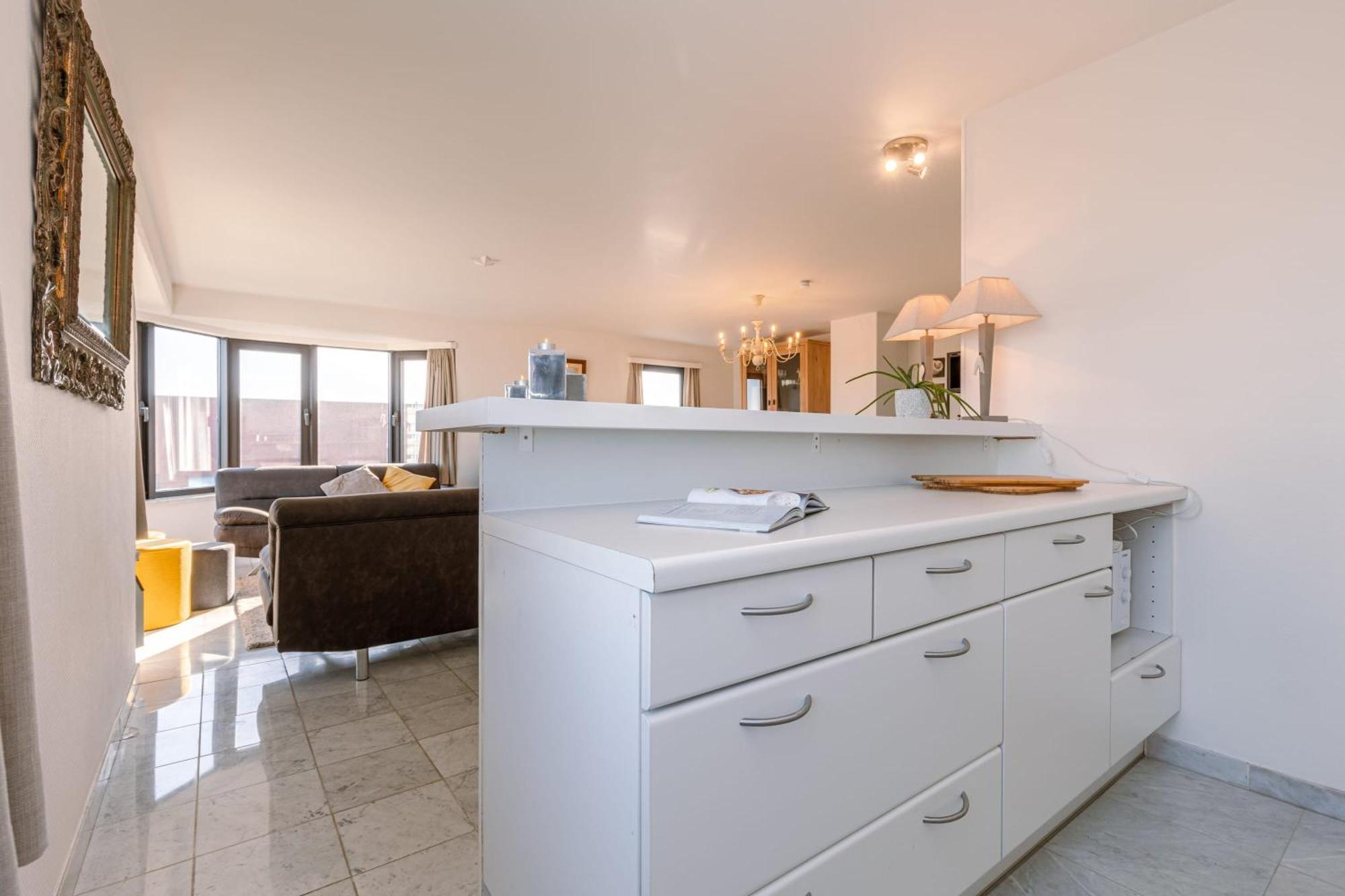 Huswell - Spacious & Modern Sea View Apartment With Garage Ostend Exterior photo